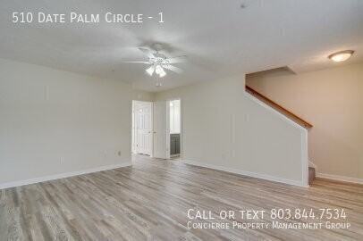 510 Date Palm Cir #1 - Photo 5 of 25