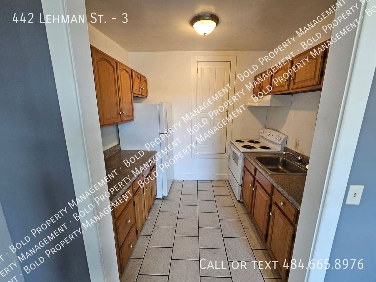 442 Lehman St #3 - Photo 5 of 11