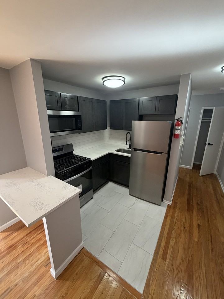 849 Jersey Ave #C2 - Photo 5 of 9
