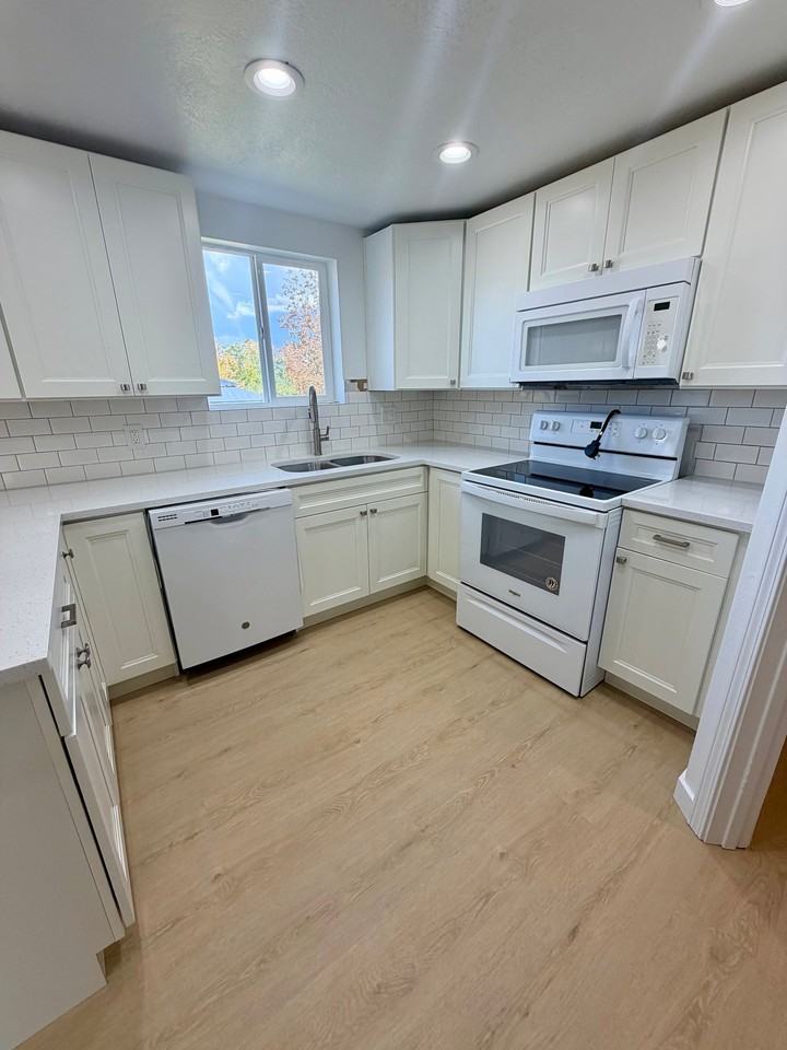 80 Se - Photo 2 of 27