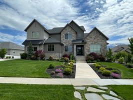 featured image of 9103 S Hidden Peak Dr