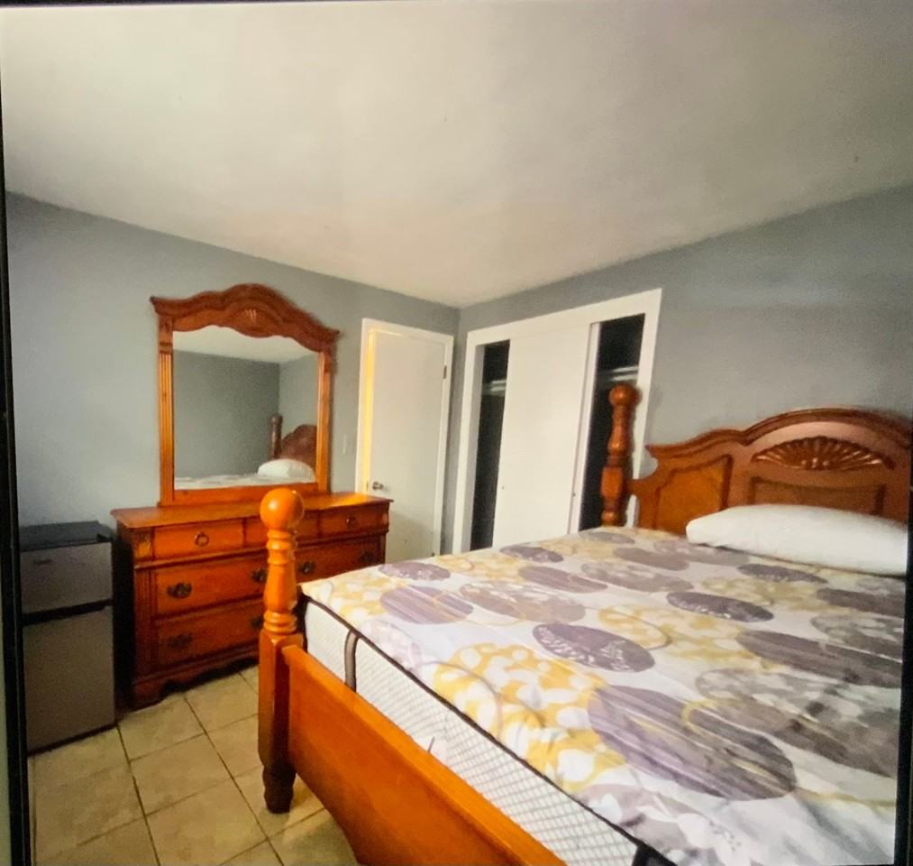 16 Irving Ave - Photo 4 of 5