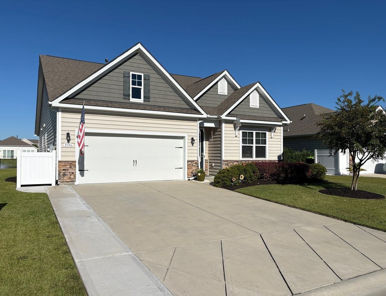 5156 Stockyard Loop - Photo 2 of 24