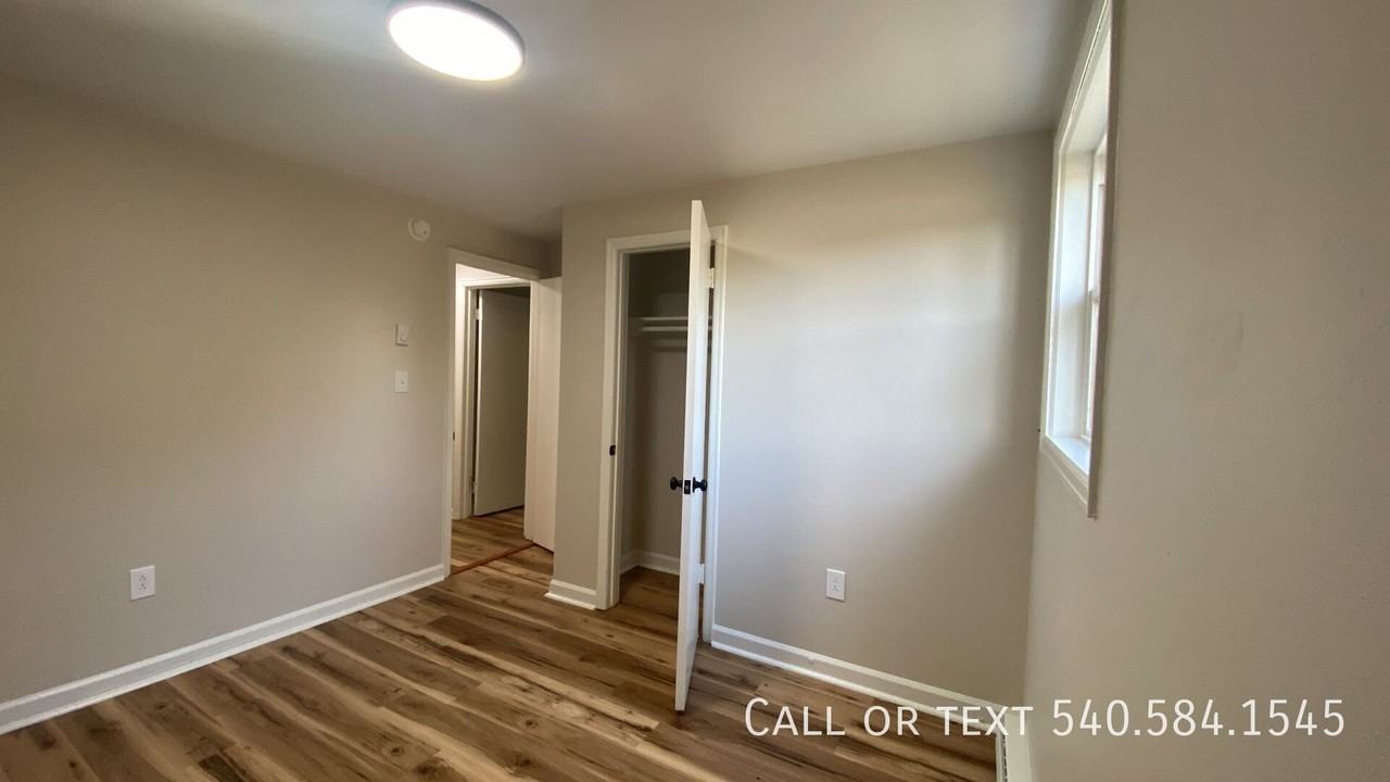 2814 Idlewild Blvd Ne - Photo 3 of 16