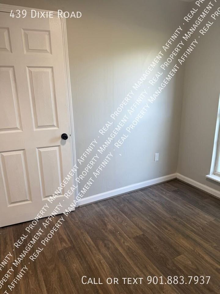 439 Dixie Rd - Photo 5 of 7