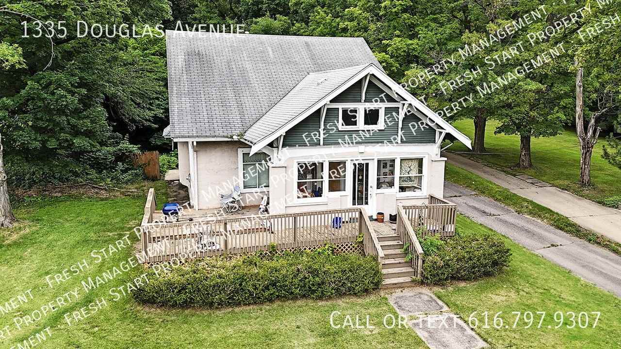 1335 Douglas Ave - Photo 2 of 46