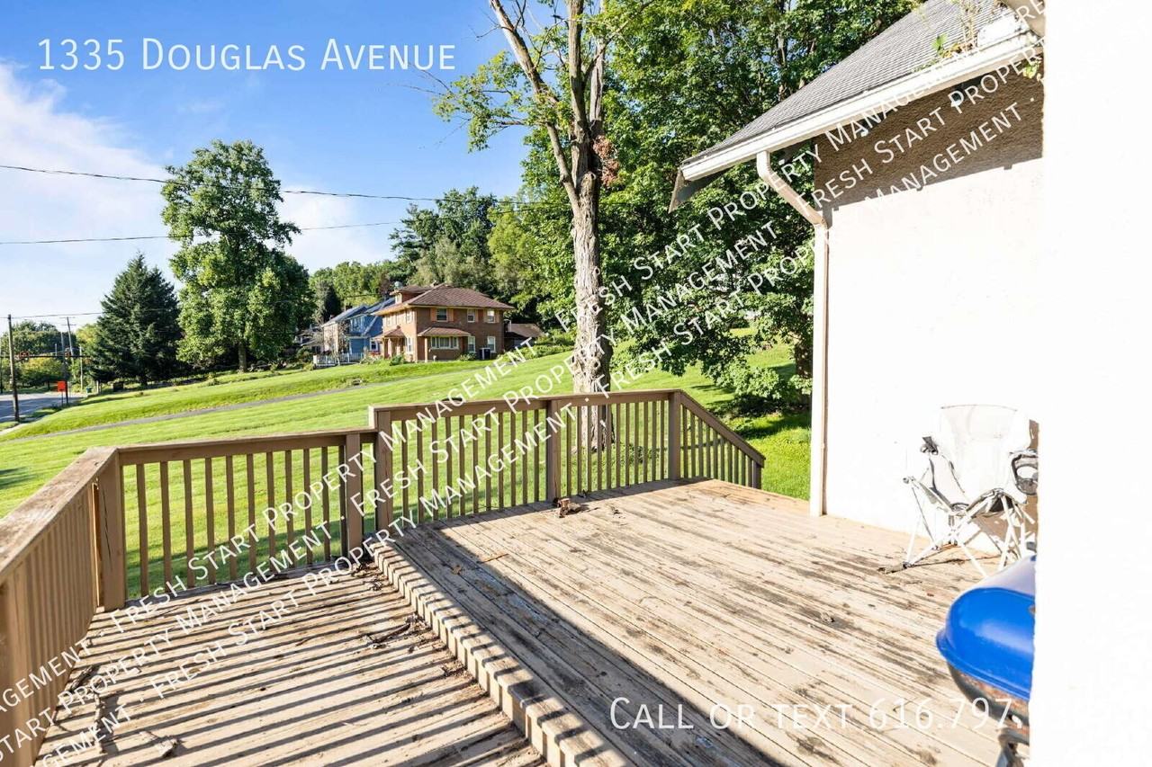 1335 Douglas Ave - Photo 6 of 46