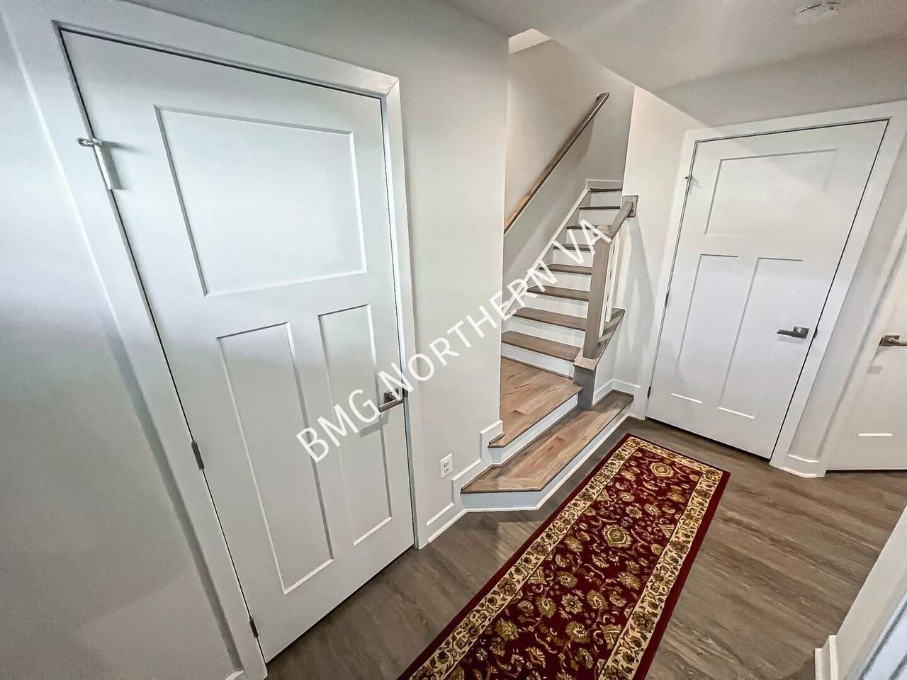 42522 Tiber Falls Sq - Photo 2 of 36