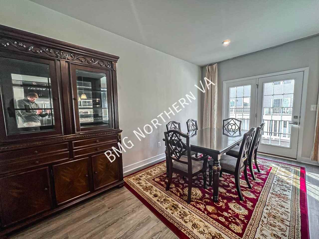 42522 Tiber Falls Sq - Photo 6 of 36