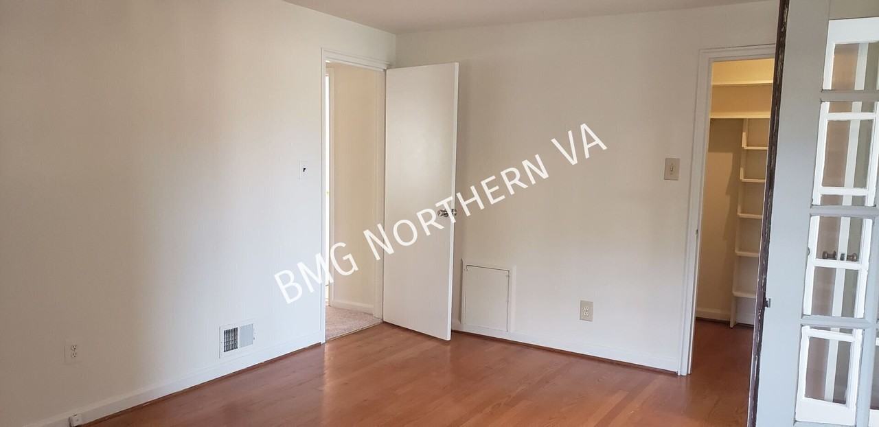 2394 N Quincy St - Photo 5 of 28