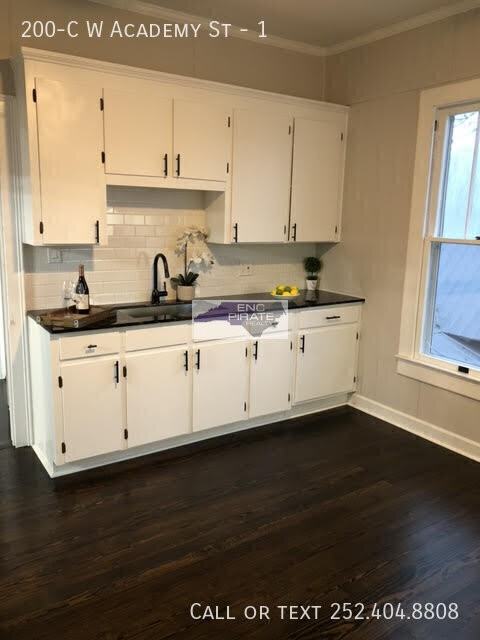 200C W Academy St #1 - Photo 3 of 26