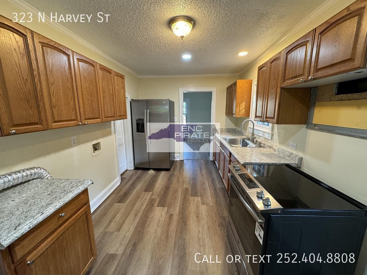 323 N Harvey St - Photo 6 of 17