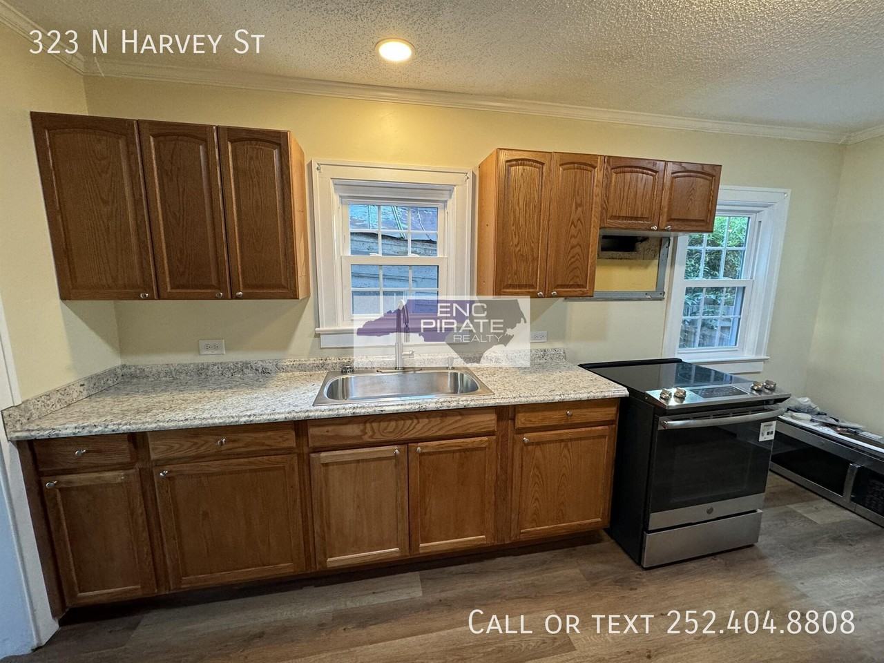 323 N Harvey St - Photo 7 of 17