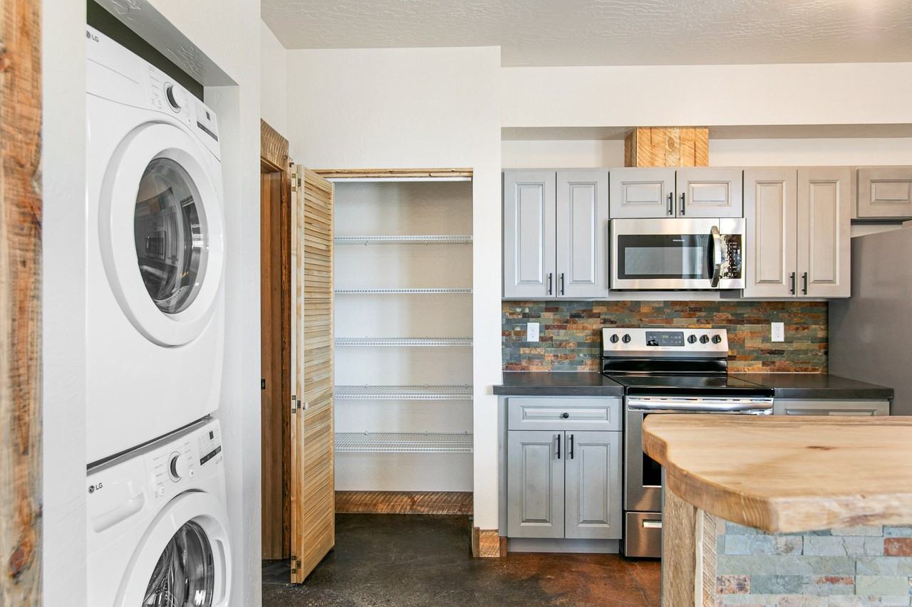 6232 Three Needles Ln #203 - Photo 4 of 11