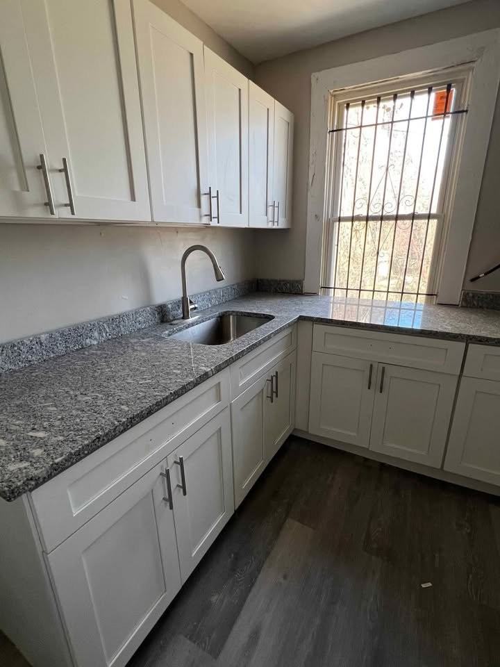 715 N Fulton Ave #A - Photo 2 of 5