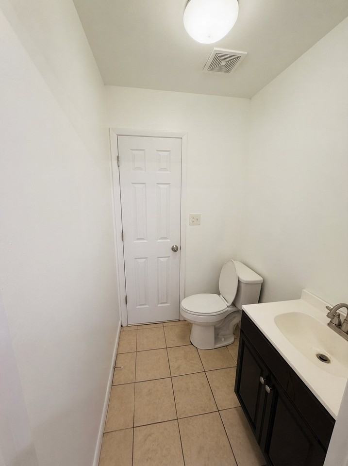 303 W Mitchell Hammock Rd #1001 - Photo 6 of 9