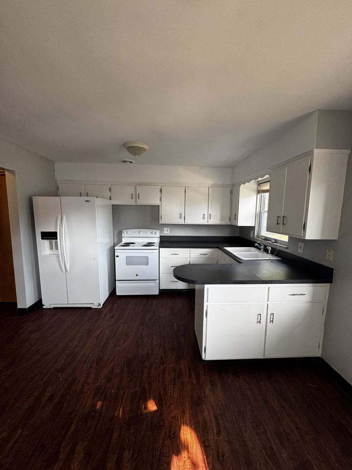 716 Racine Ave #718 - Photo 7 of 15