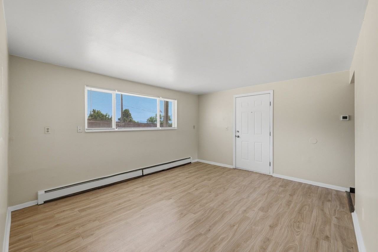 4060 Airport Rd #4 - Photo 4 of 13