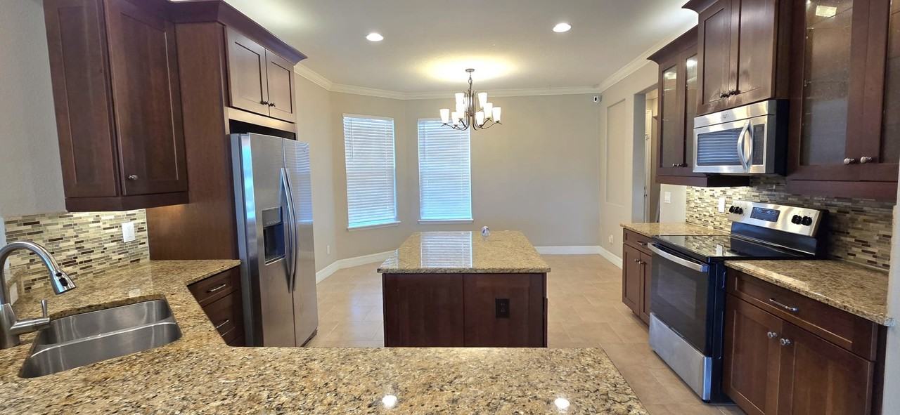 2860 N Point Blvd - Photo 6 of 20
