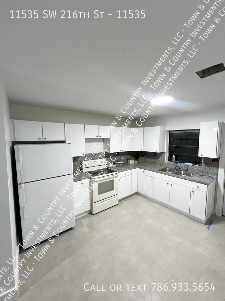 11535 Sw 216th St #11535 - Photo 7 of 11