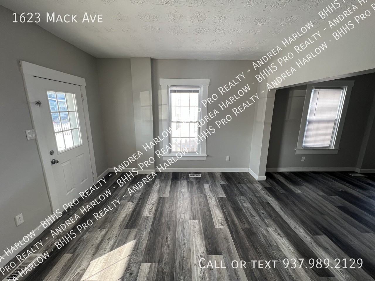 1623 Mack Ave - Photo 4 of 8