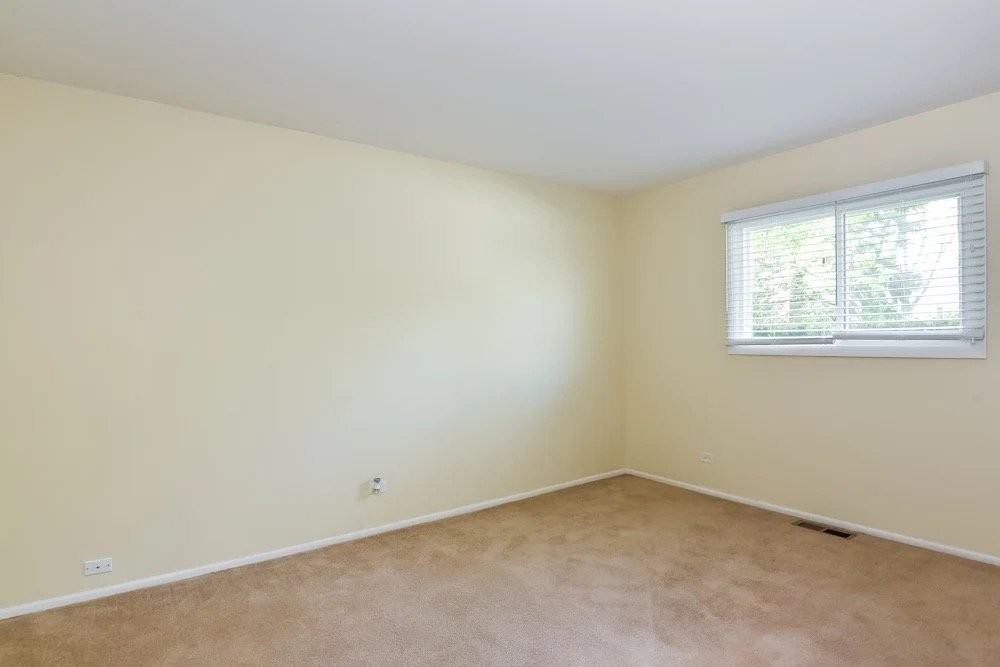 1574 Birch Ave - Photo 5 of 10