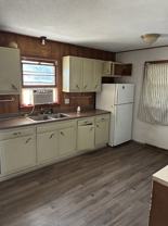 502 W 11th St - Photo 1 of 1