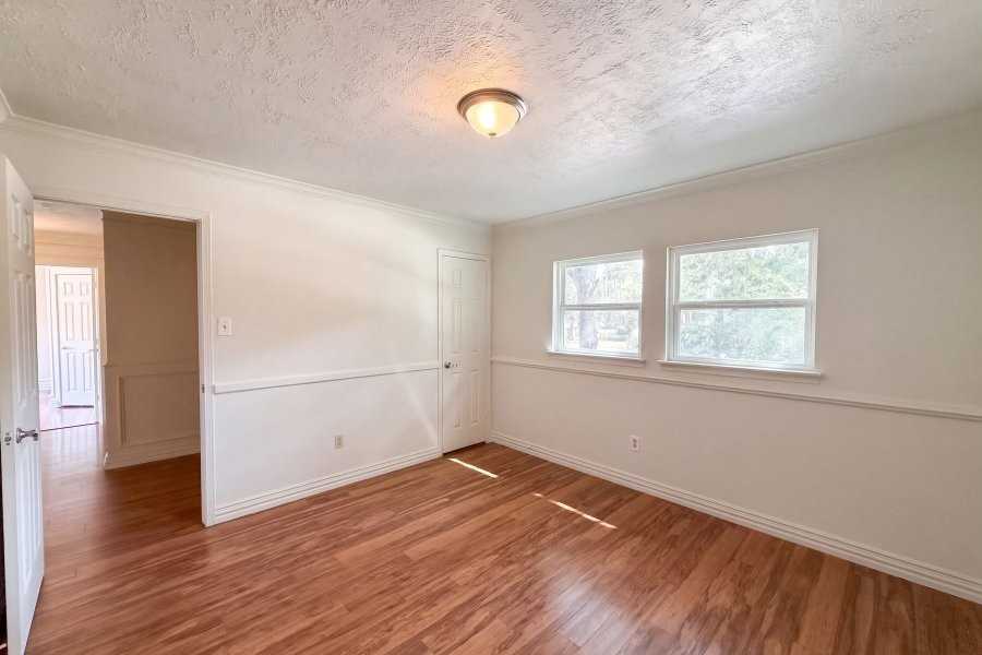 4186 Donald Dr - Photo 6 of 6