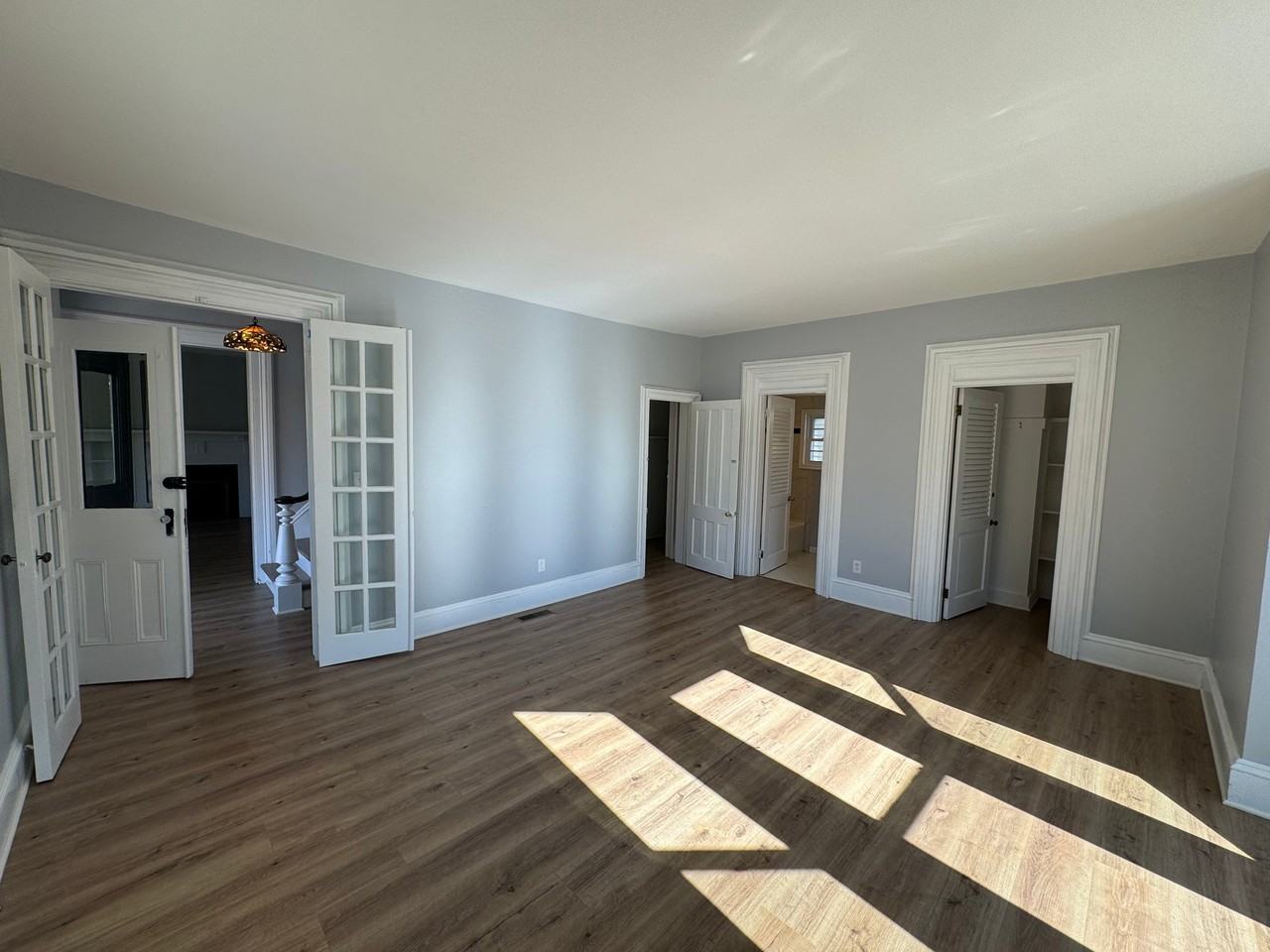 138 Belvidere Ave - Photo 5 of 50
