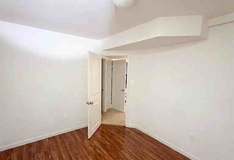 158 Bellflower Ln - Photo 5 of 10