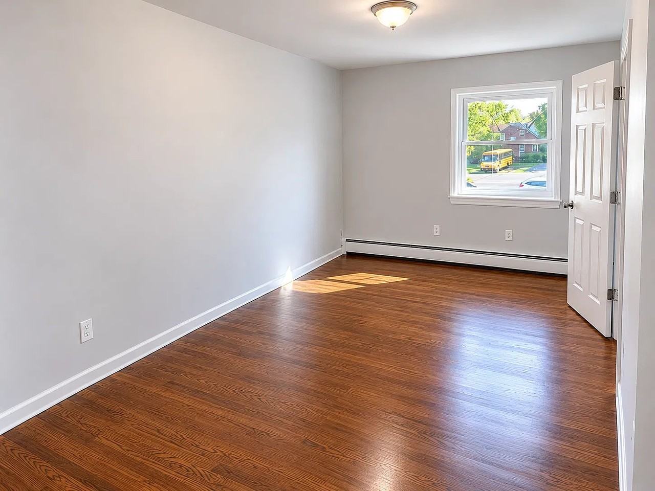 299 Wainwright St #14 - Photo 3 of 4