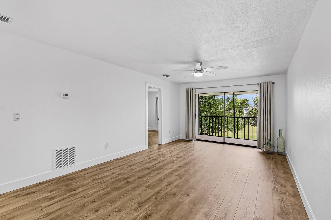 423 Cape Coral Pkwy W #205 - Photo 5 of 20