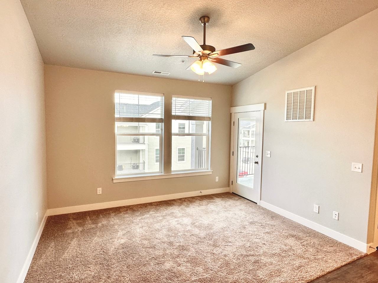 3666 Wn #301 - Photo 2 of 20