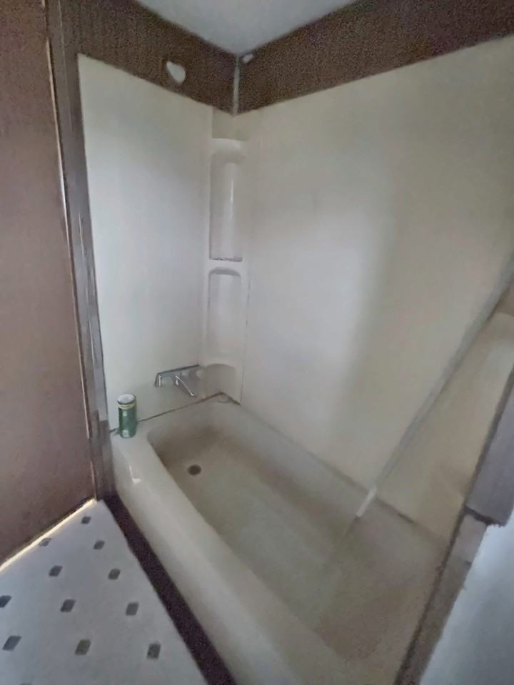 1421 Gilbert Dr #4 - Photo 7 of 7