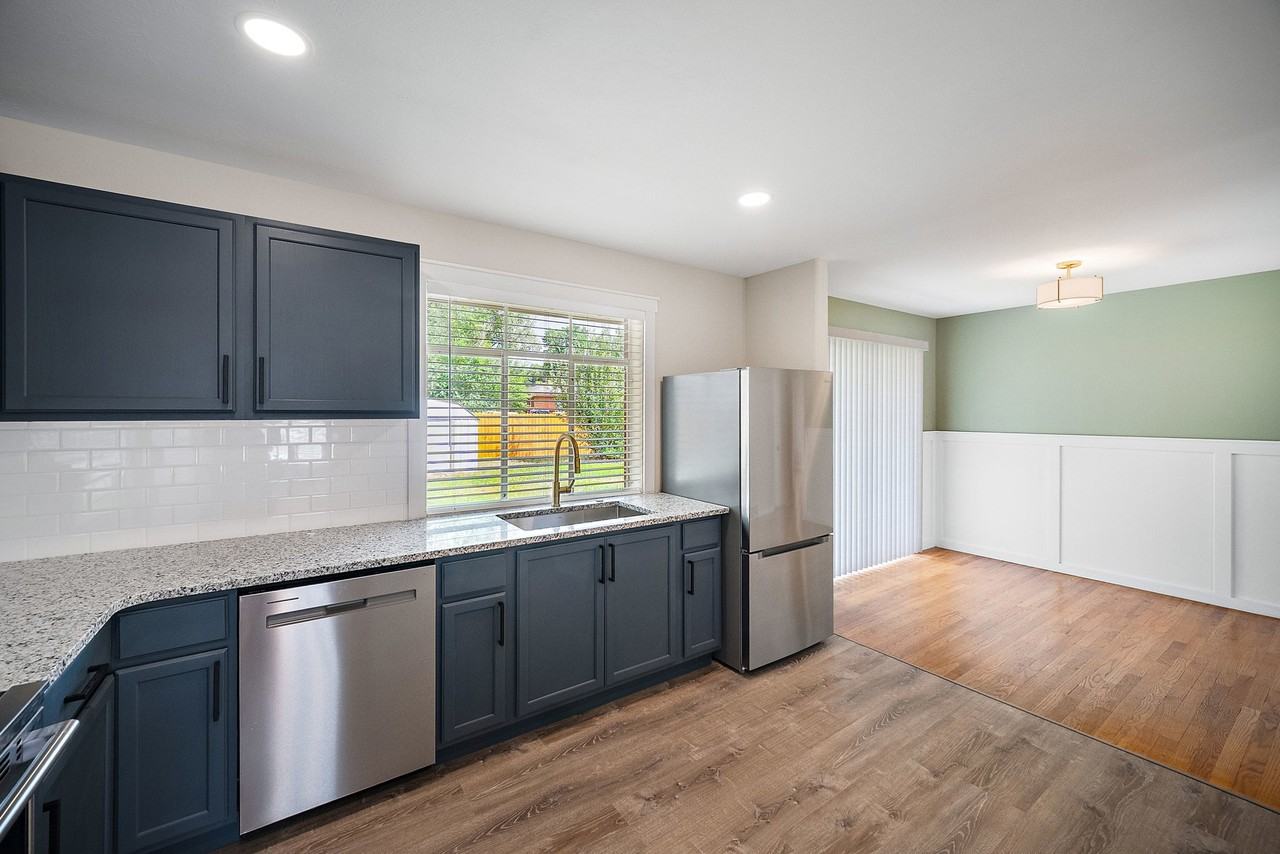 2931 Illinois Ave - Photo 6 of 18
