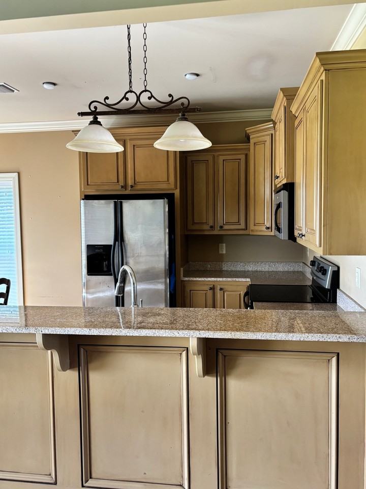 112 Summit Crest Dr - Photo 2 of 13