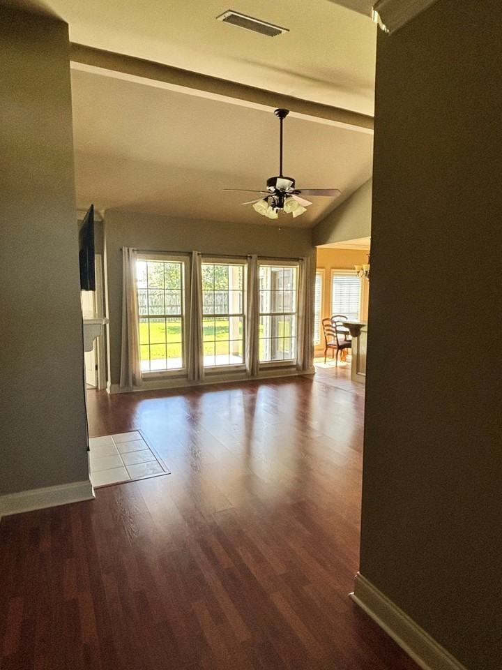 112 Summit Crest Dr - Photo 5 of 13