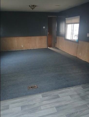 704 N Linn St #704 - Photo 4 of 7