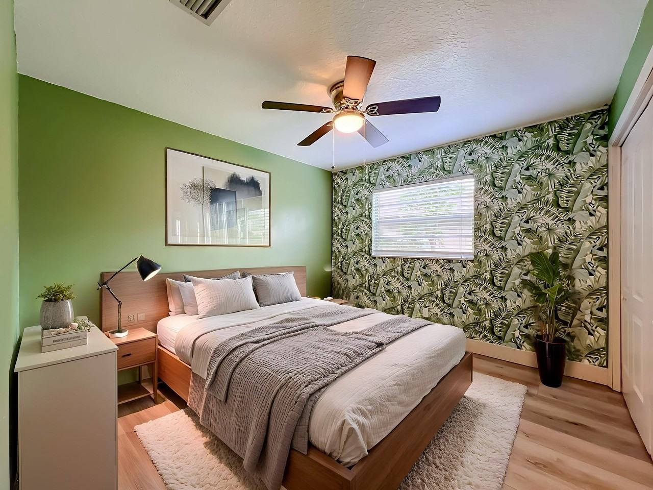 644 Viscaya Ave - Photo 5 of 20