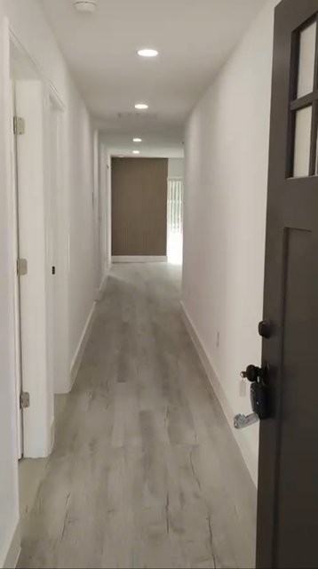 2232 Se 68th St - Photo 2 of 7