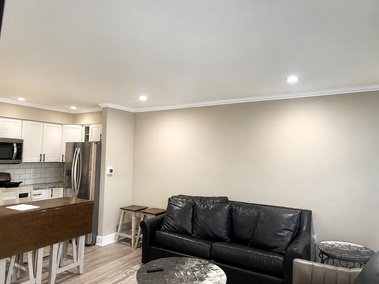 604 Mulberry St - Photo 2 of 5