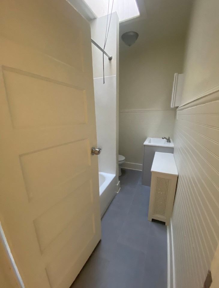 1914 S Redfield St - Photo 4 of 20