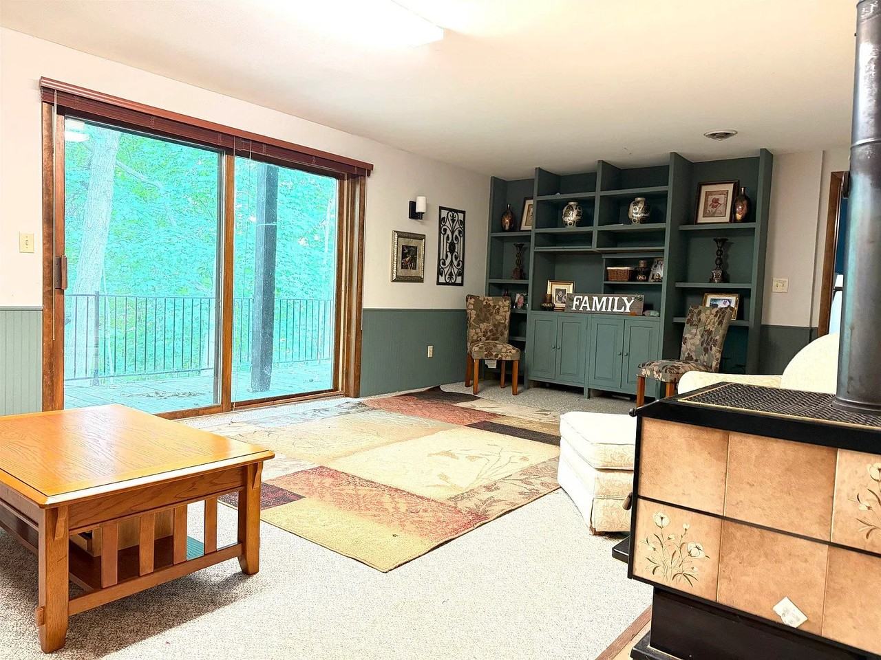 E2672 Remington Dr - Photo 6 of 12