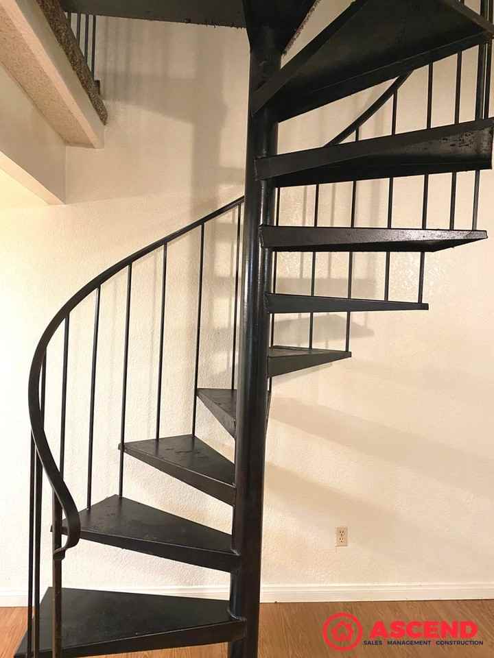 5100 Dunsmuir Rd #9 - Photo 3 of 13