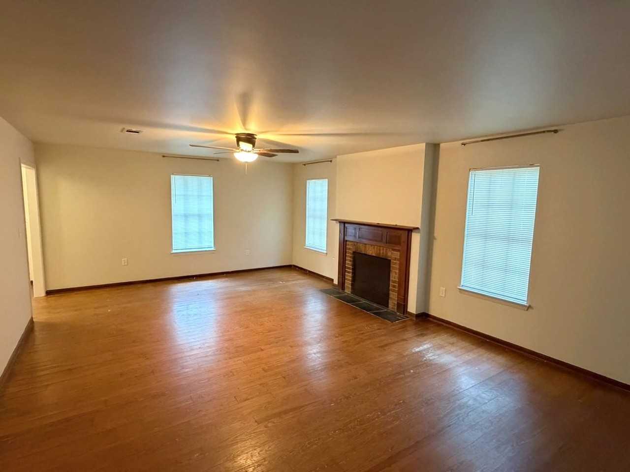 72549 Saint Landry St - Photo 2 of 11