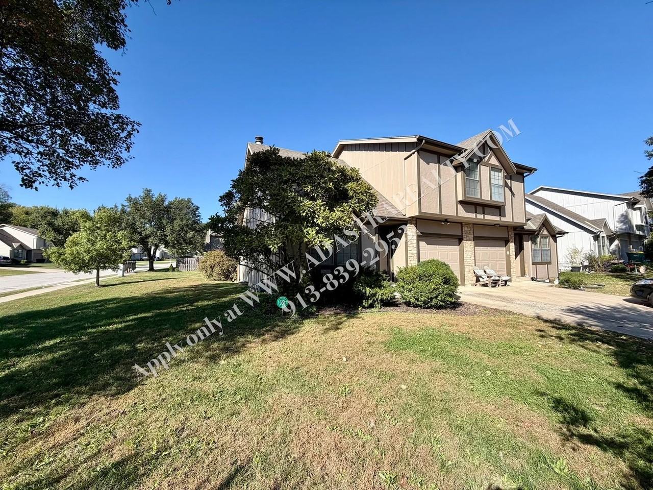 6650 W 150th St - Photo 4 of 29