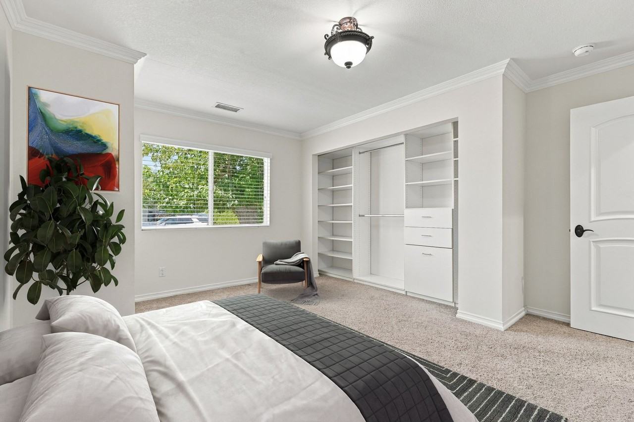 23556 Styles St - Photo 5 of 50