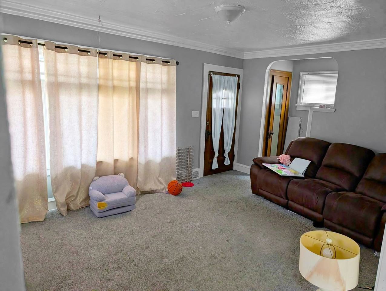 1700 Tarlton Ave - Photo 2 of 6