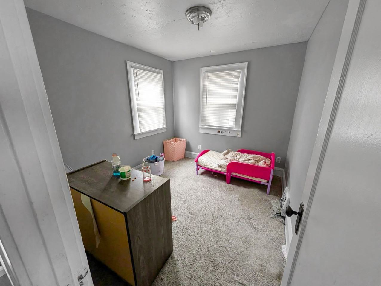 1700 Tarlton Ave - Photo 4 of 6