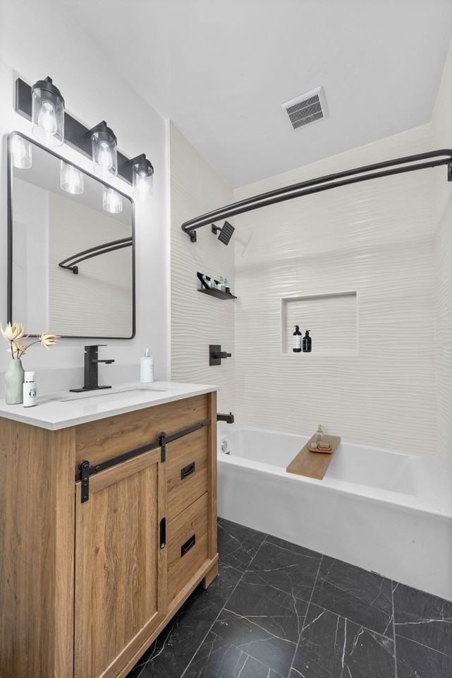Renovated Units in Prime Palms/Mar Vista - Photo 7 of 43